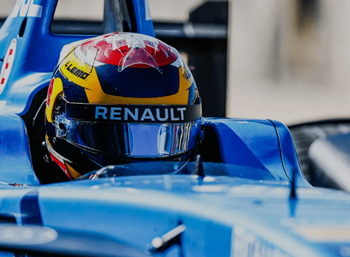 Piloto de Fórmula E en coche de la escuderia Renault